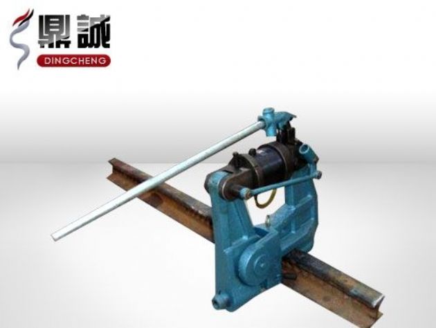 點擊查看詳細信息<br>標題：液壓鋼軌擠孔機 閱讀次數：4642